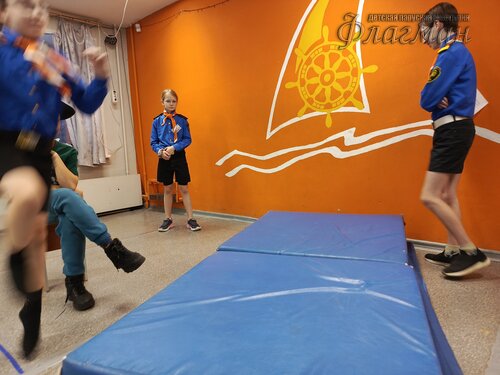 2026-01-03_16-24-14_Tug_IMG_736